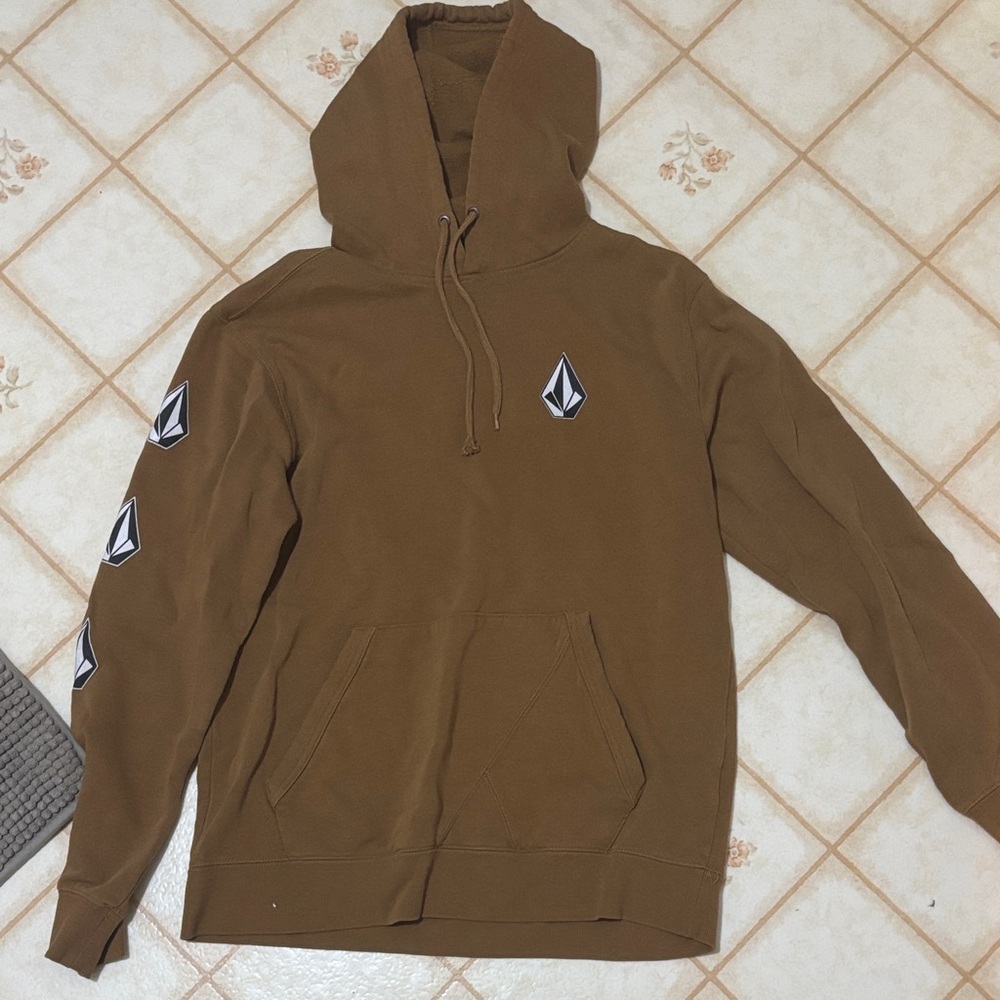Volcom Brown Hoodie with Iconic Sleeve Design